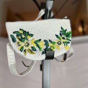 NWOT bag purse Fanny pack white with flowers